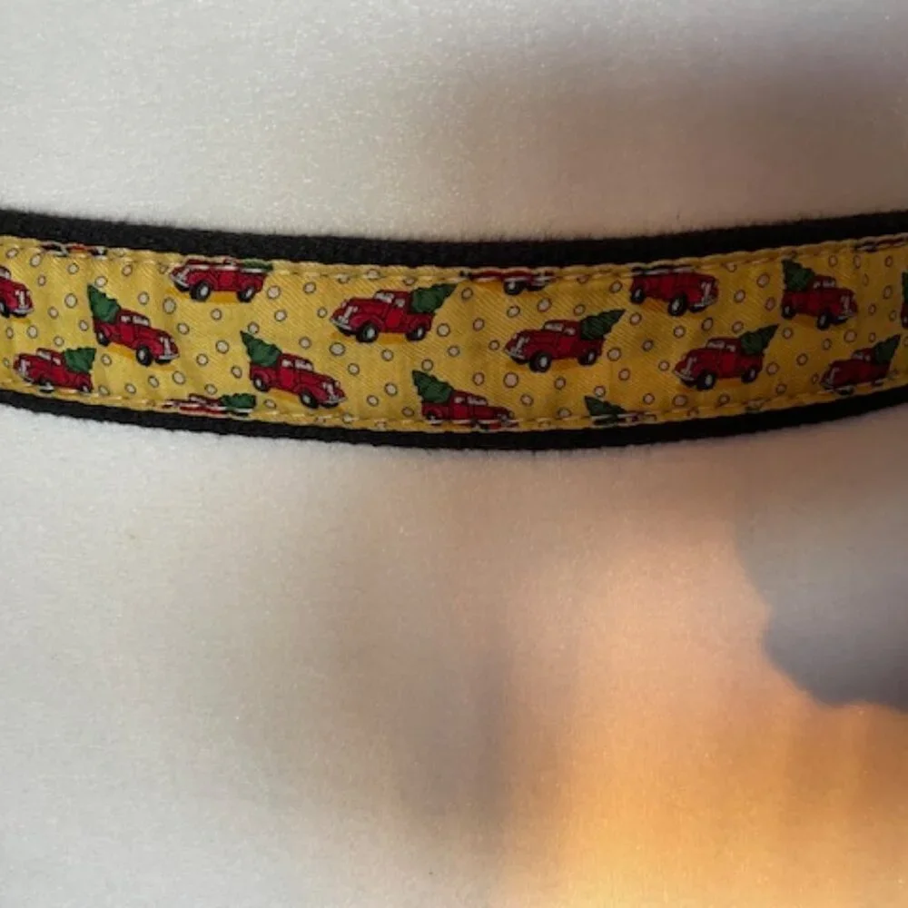 VINEYARD VINES Red Truck Christmas Tree Leather Fabric Canvas Belt 28